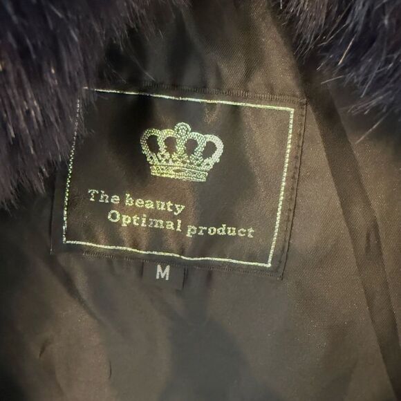 NWOT black faux fur coat - Picture 2 of 2